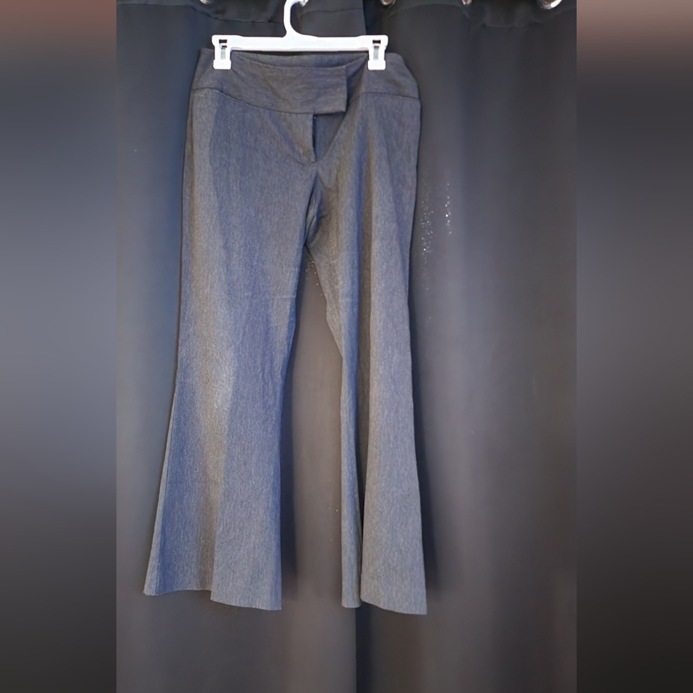 Express Design Studio Women's Grey Slacks Size 6/S. Used